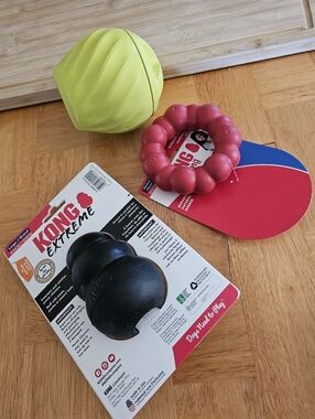 Kong 3 Large Pup Toys New